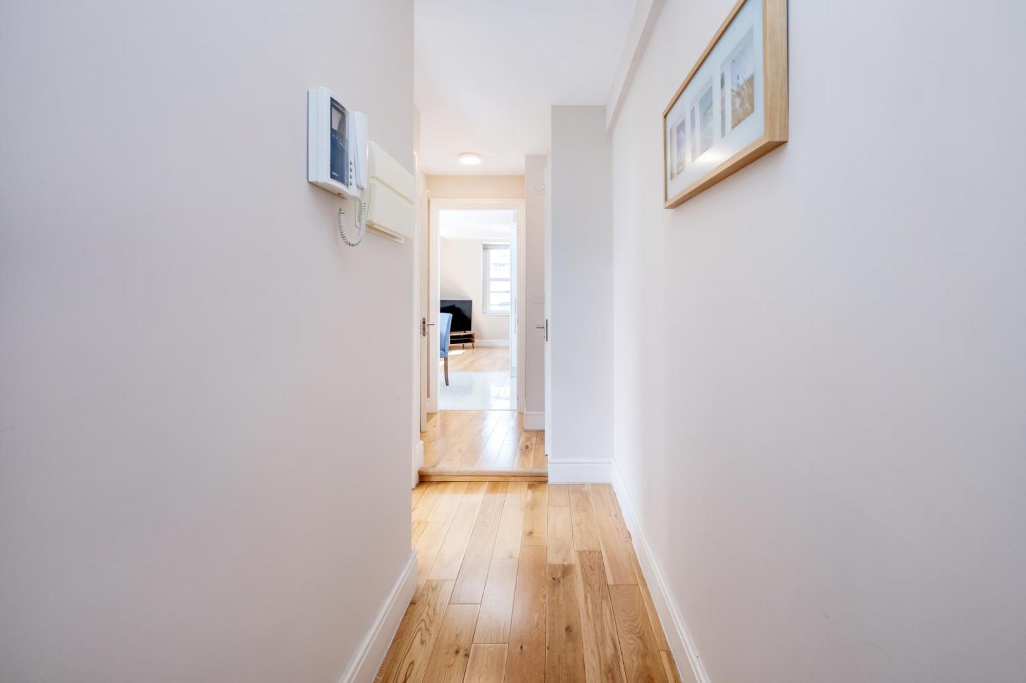 Paddington Modern Apartments London Exterior photo
